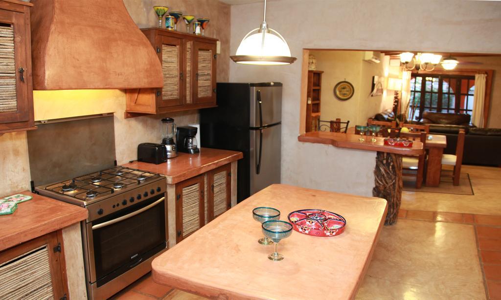 Hotel Leo's Baja Oasis La Paz Habitación foto